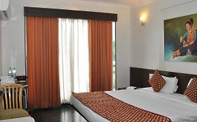 Hotel Kb'S Grand